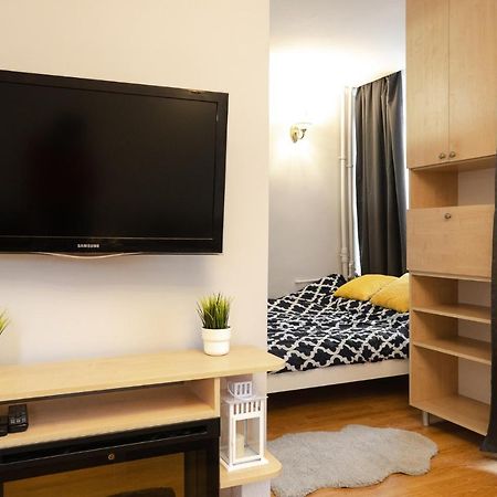 Ferienwohnung Yourapart Ul.Solidarnosci Warschau Exterior foto
