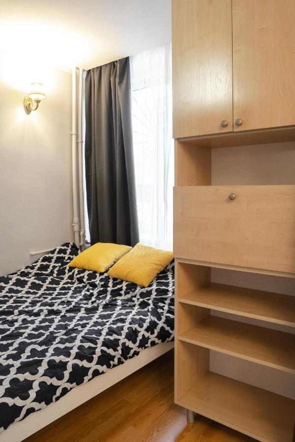 Ferienwohnung Yourapart Ul.Solidarnosci Warschau Exterior foto