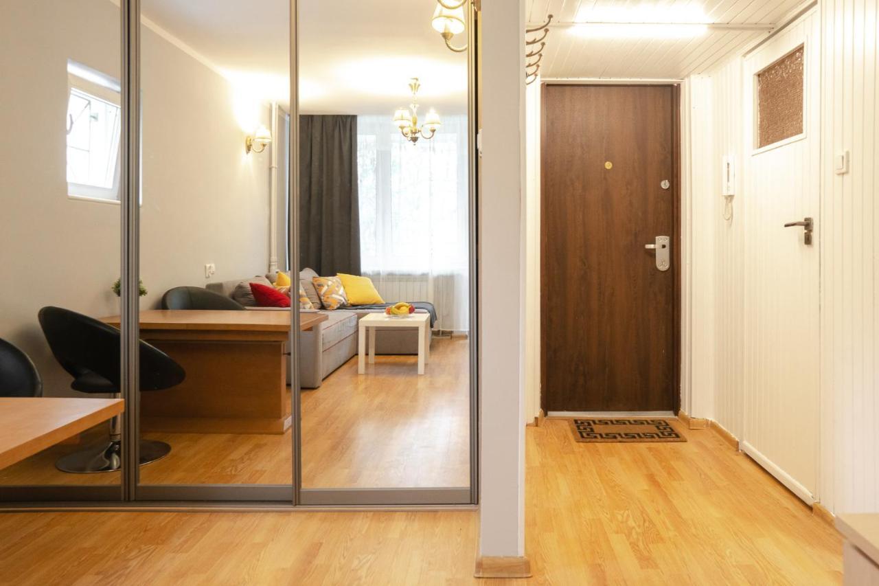 Ferienwohnung Yourapart Ul.Solidarnosci Warschau Exterior foto